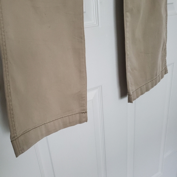 Aeropostale Authentic Original Khaki Pants/Jeans - Picture 5 of 6
